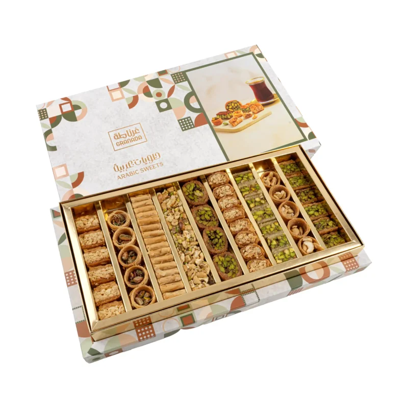 علبة بقلاوة